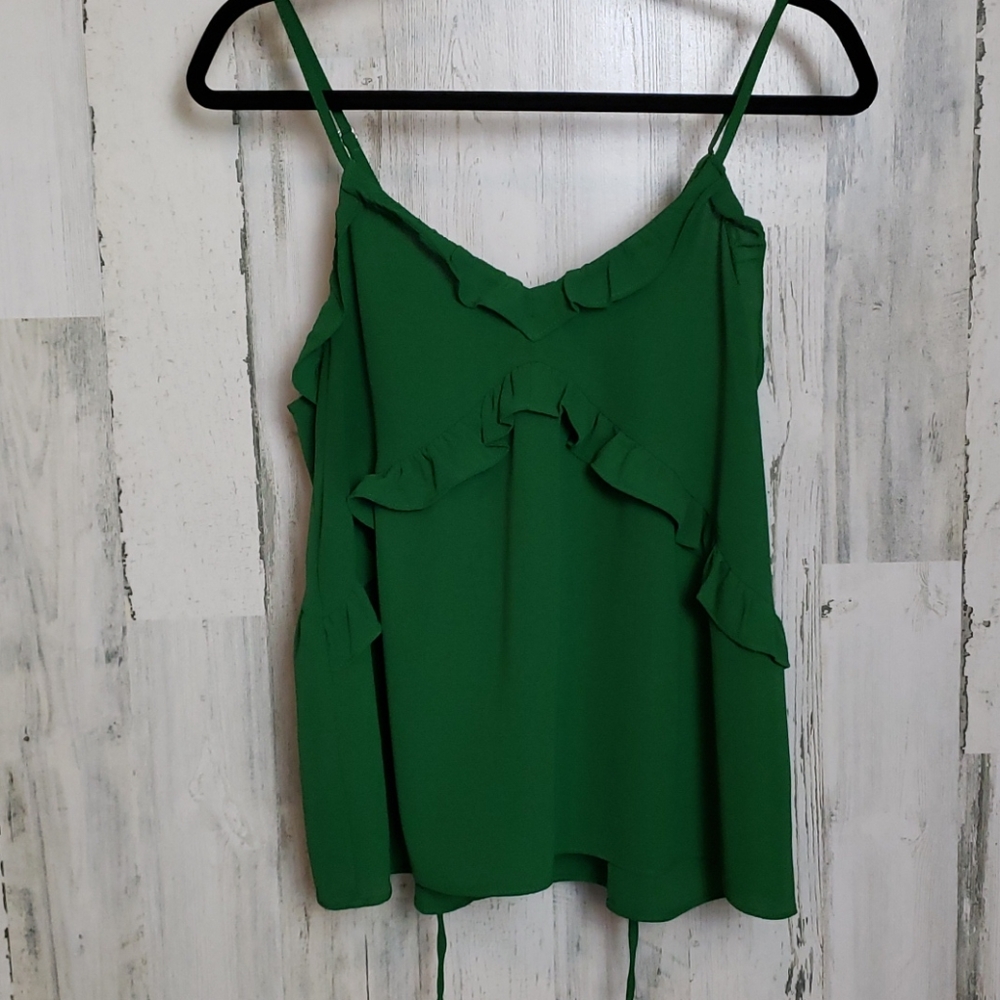 Flowy Tank